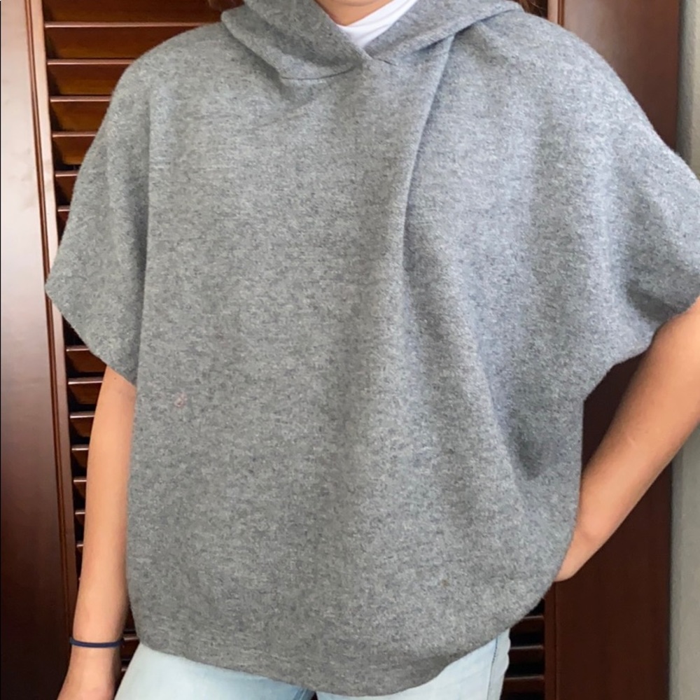 Short sleeve baggy hoodie